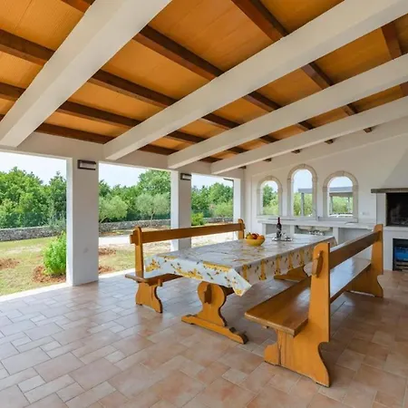 Βίλα House Lera Rovinj, With Football Field, Sauna, Jacuzzi Ρόβινι