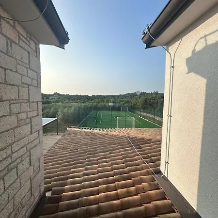 House Lera Rovinj, With Football Field, Sauna, Jacuzzi